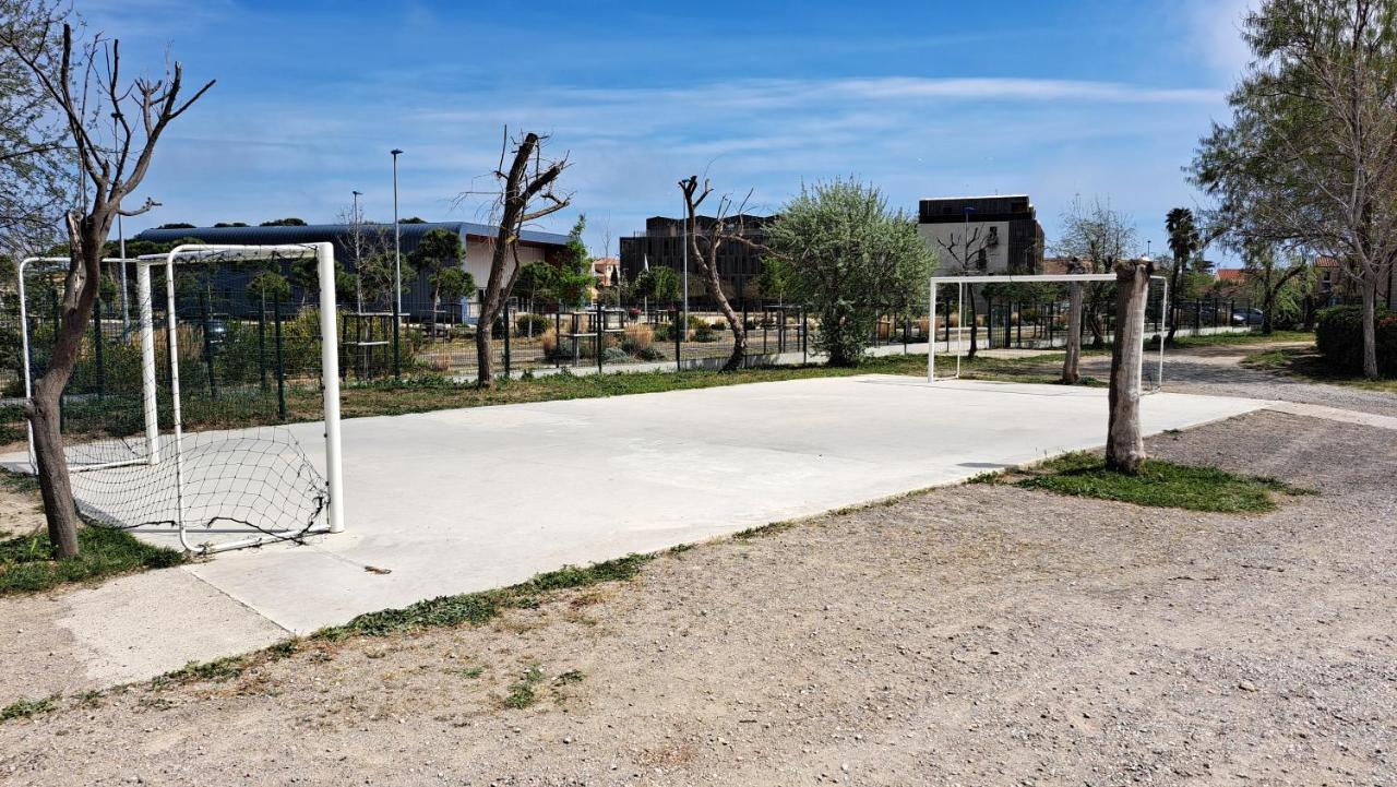 Mobile Home Climatise 3 Chambres A Narbonne Plage Exterior foto